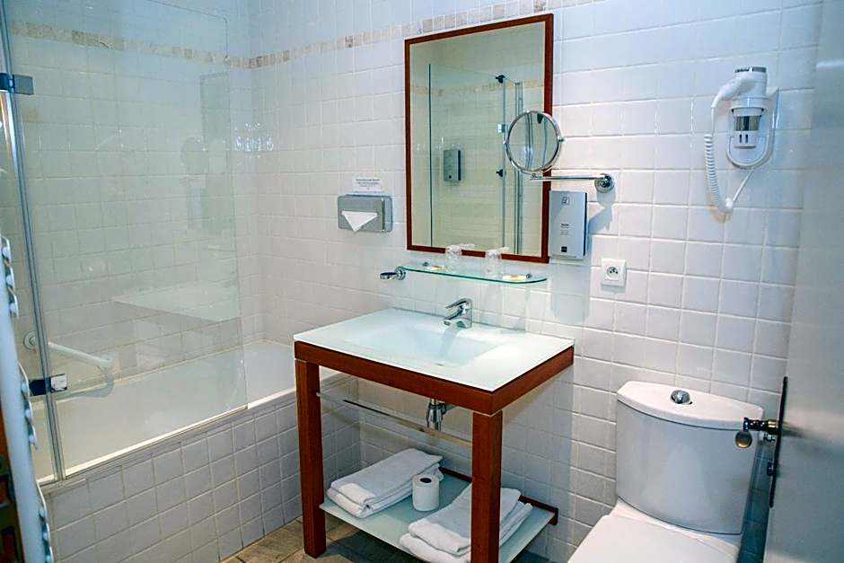 Appart Hotel Charles Sander