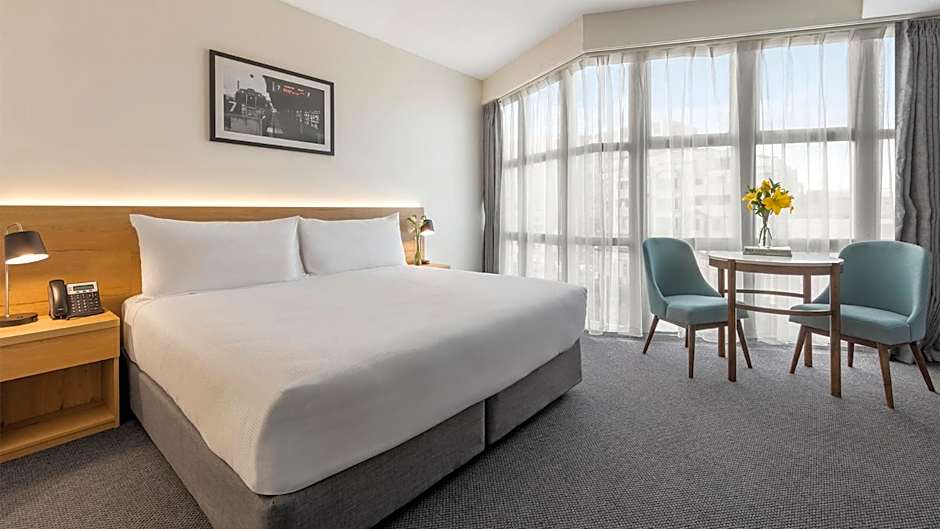 Oaks Wellington Hotel