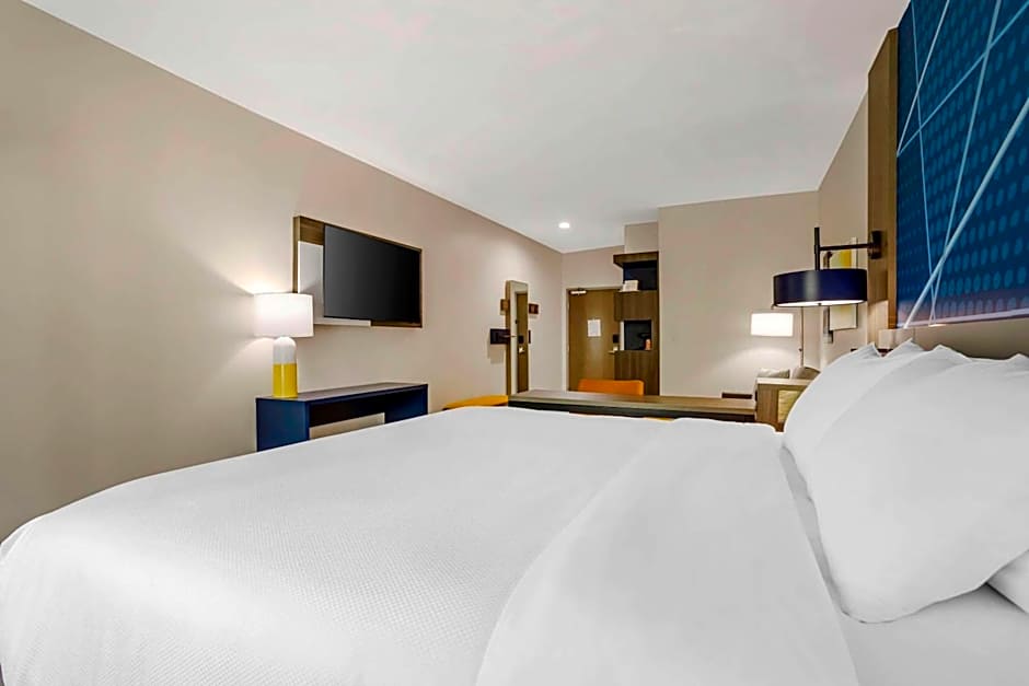 Comfort Inn & Suites Huntsville Near University