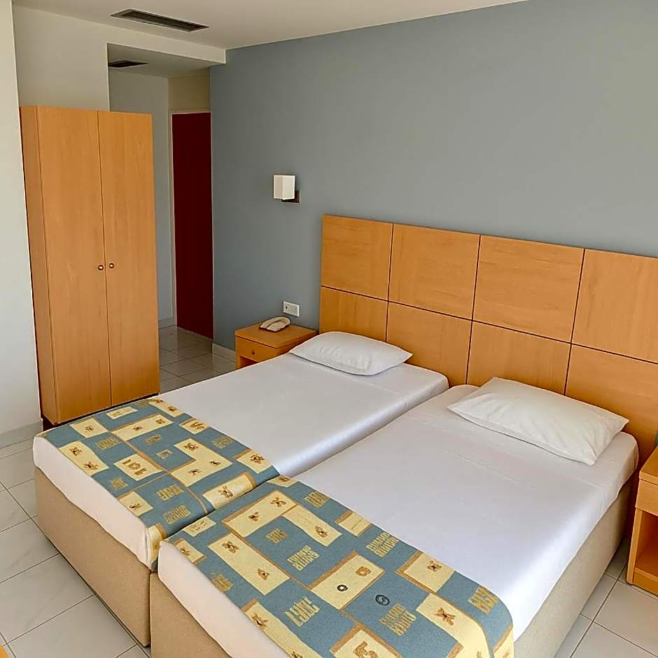Flisvos Hotel