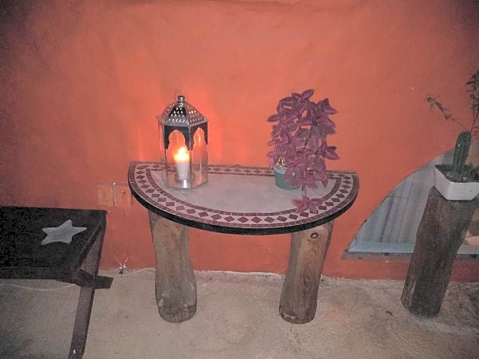 Riad Lola