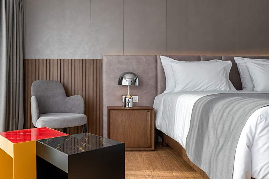 Elia Ermou Athens Hotel