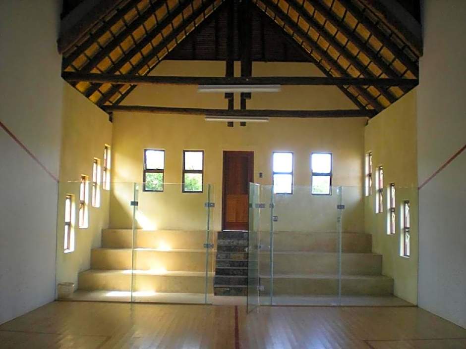 Nkonyeni Lodge & Golf Estate