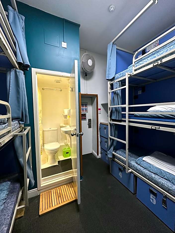 Smart Hyde Park Inn Hostel