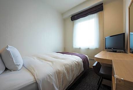 Superior Single Room with Shower - Non-Smoking