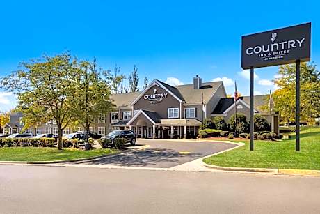 Country Inn & Suites by Radisson, Freeport, IL