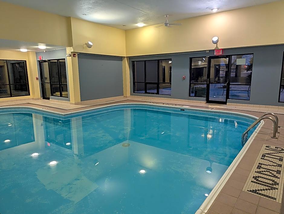 Days Inn by Wyndham Fargo