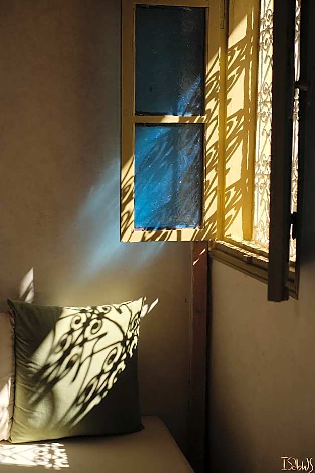 Riad Yu Yu