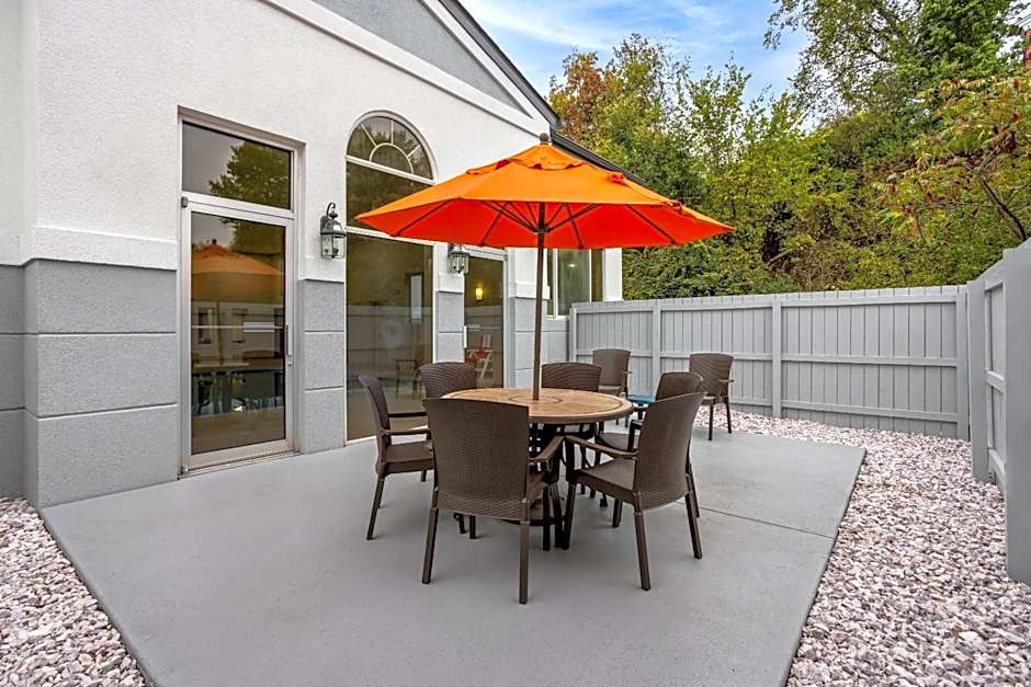 Wingate by Wyndham New Stanton