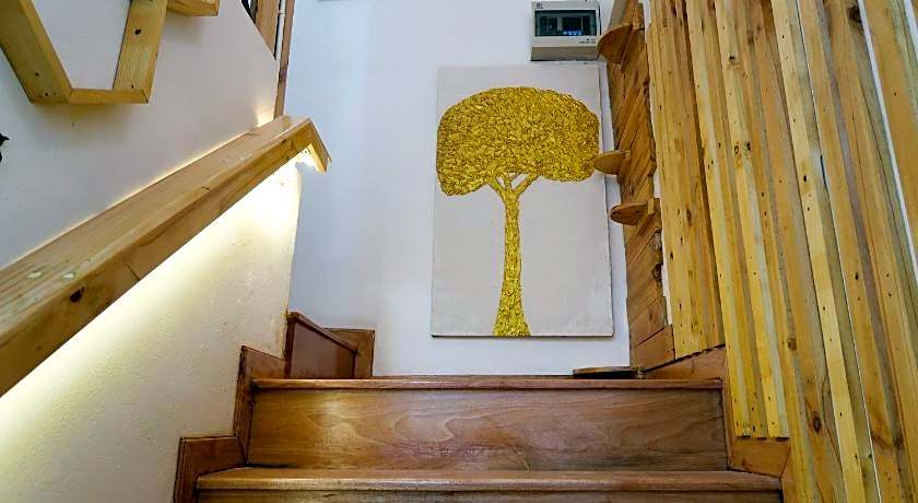 Baan URT Suratthani Airport Hotel