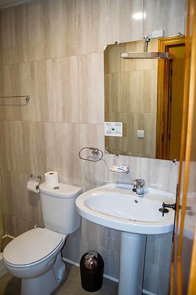 El Roble Hotel Restaurante