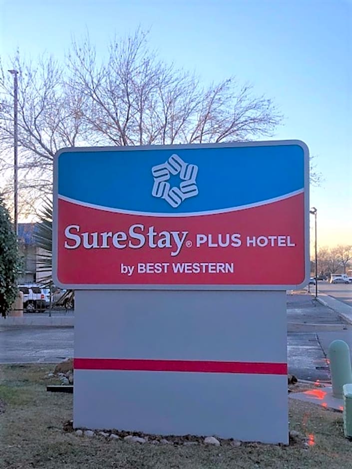 SureStay Plus Hotel by Best Western Albuquerque I-40 Eubank