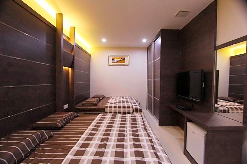 Ct Hotel