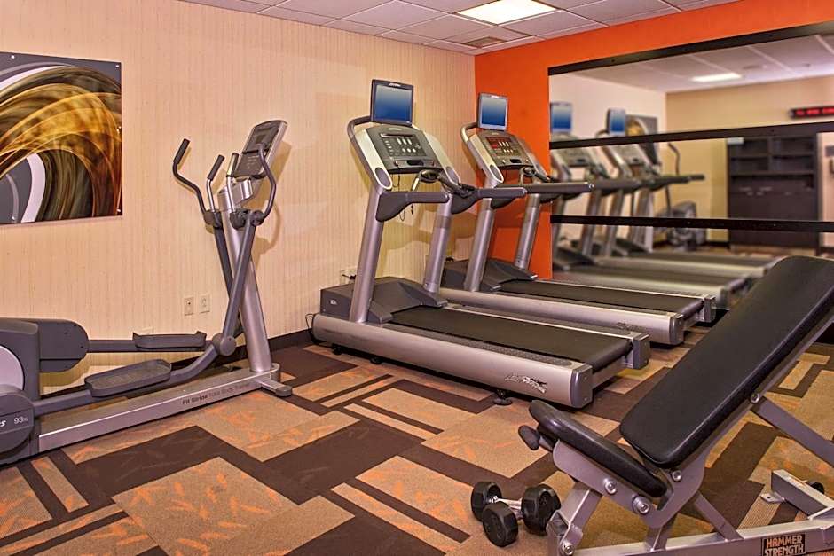 Courtyard by Marriott Richmond West