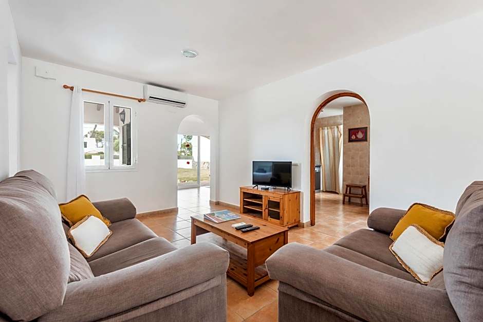 Villa Binisaret I by Mauter Villas