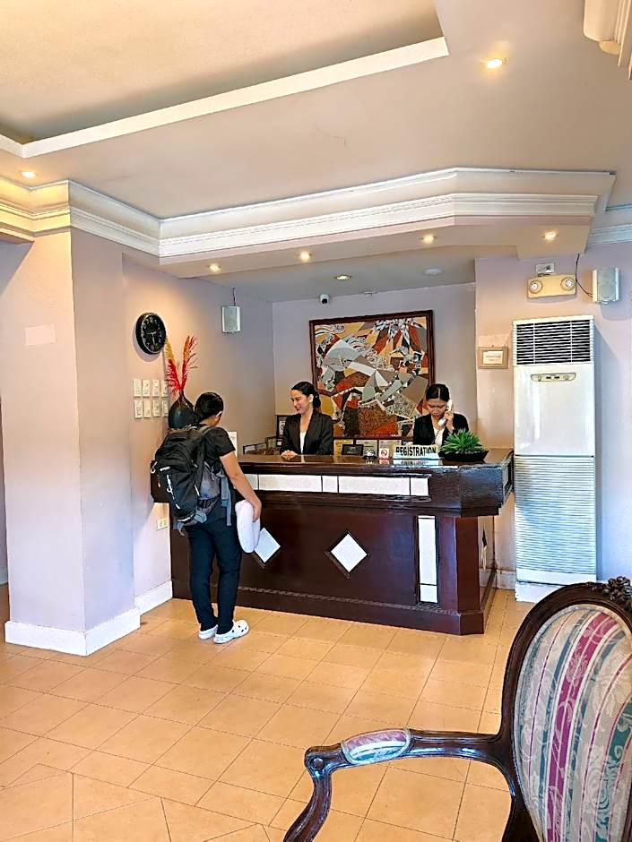 Casa Leticia Business Inn