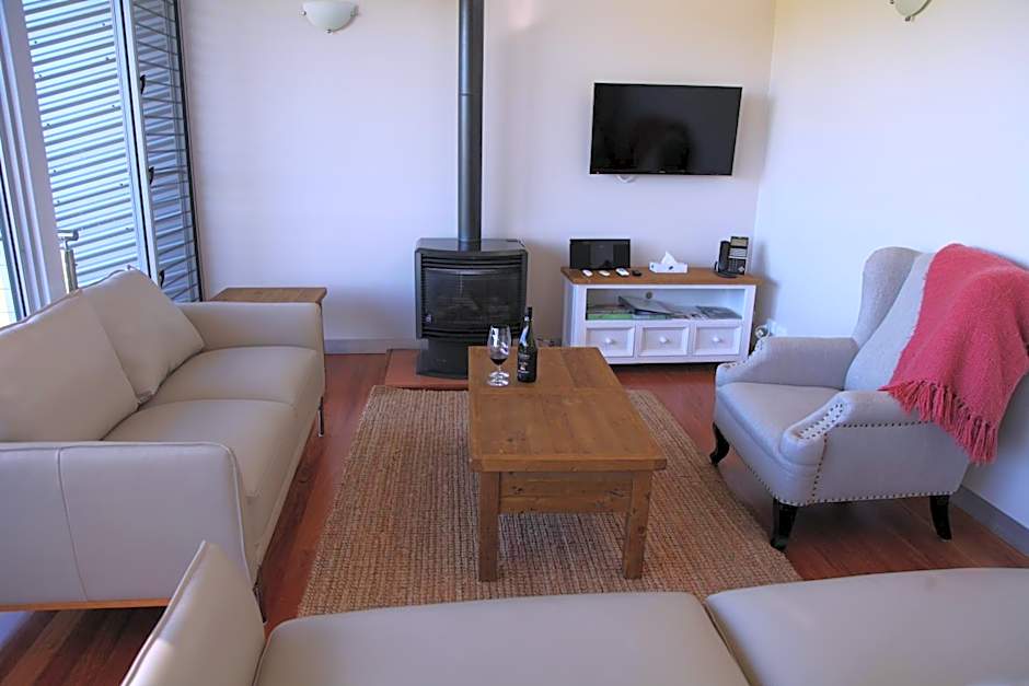 Adina Vineyard Accommodation