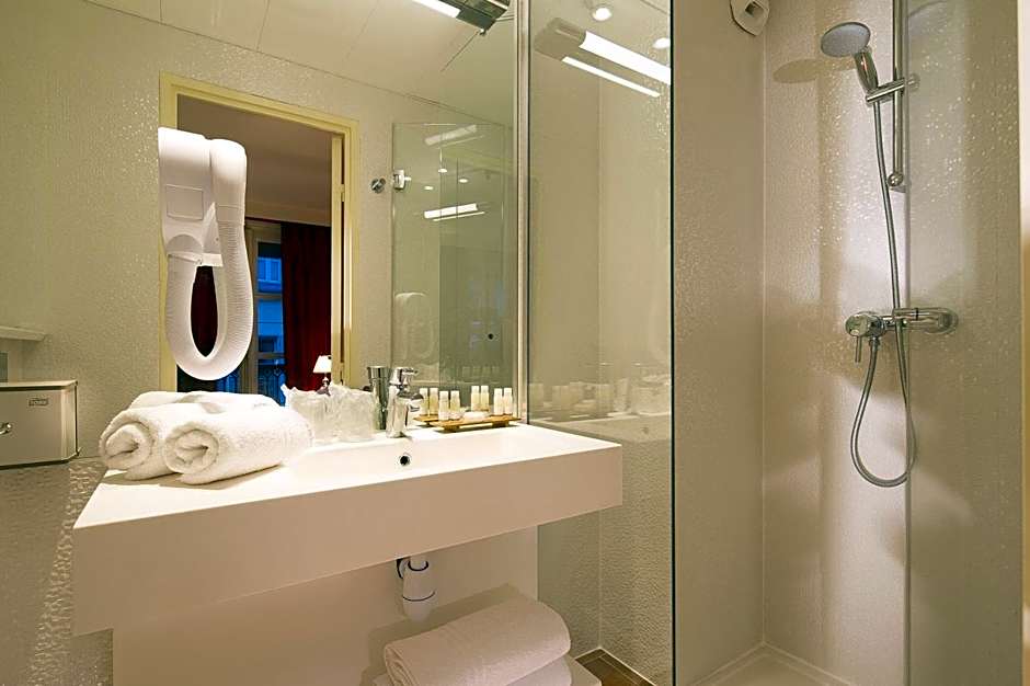 Hotel Des Deux Continents