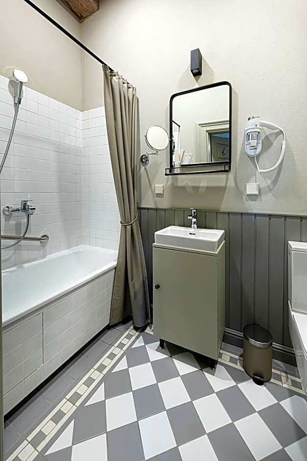 Zyplių Dvaro Oficina Viešbutis