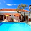 Villa Agung Beach Inn