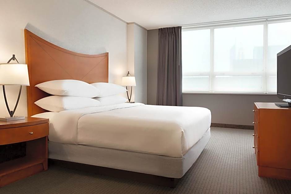 Embassy Suites by Hilton Baltimore Inner Harbor – Baltimore, MD