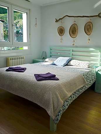 Triple Room with Shared Bathroom