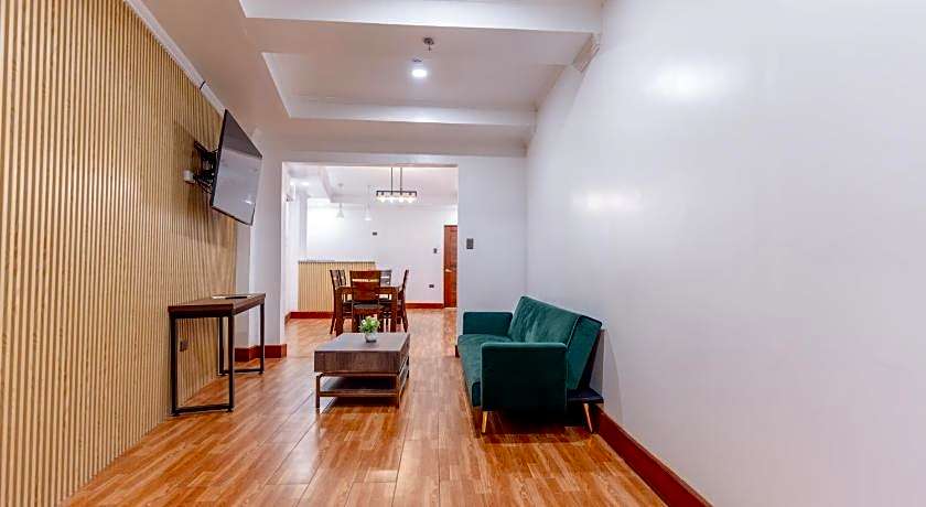 Santiago Cove Hotel and Restaurant