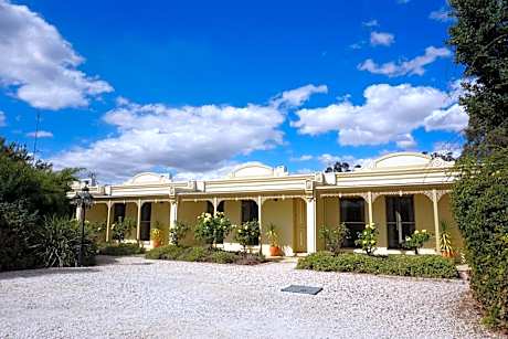 Acacia Terraces