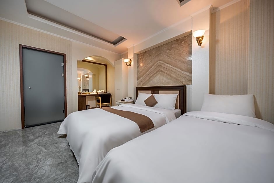 Ansan Seowon Tourist Hotel