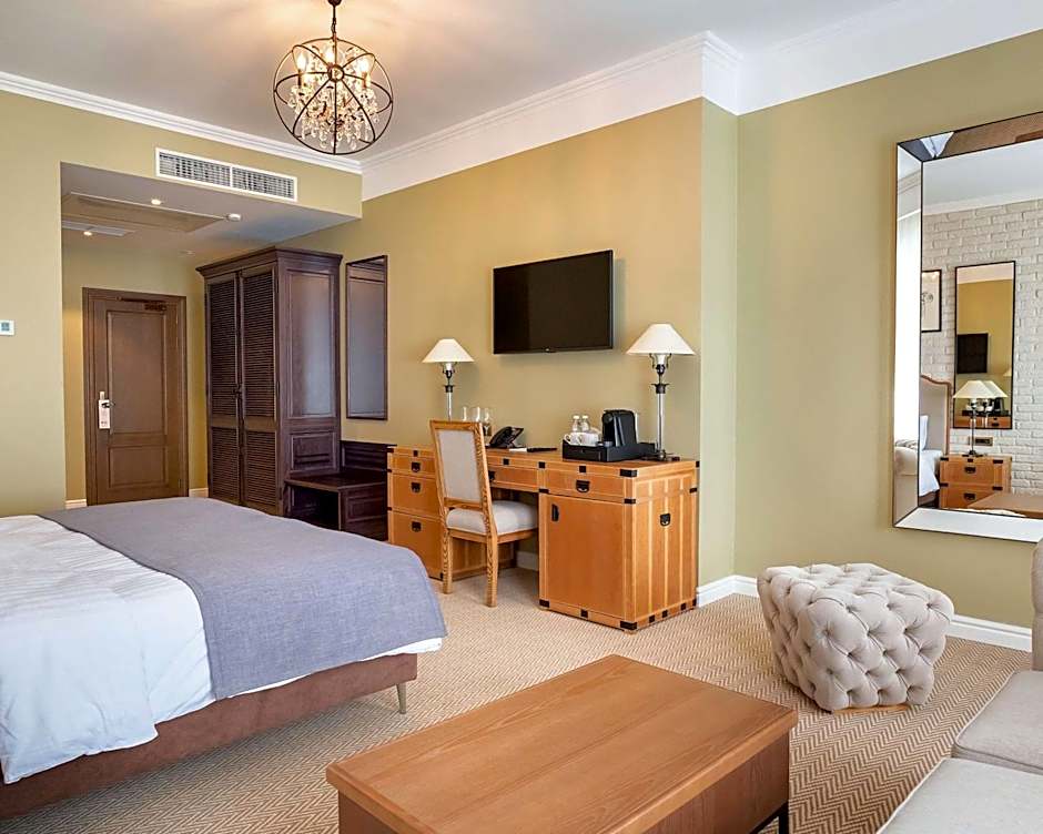 Best Western Plus Market Square Lviv