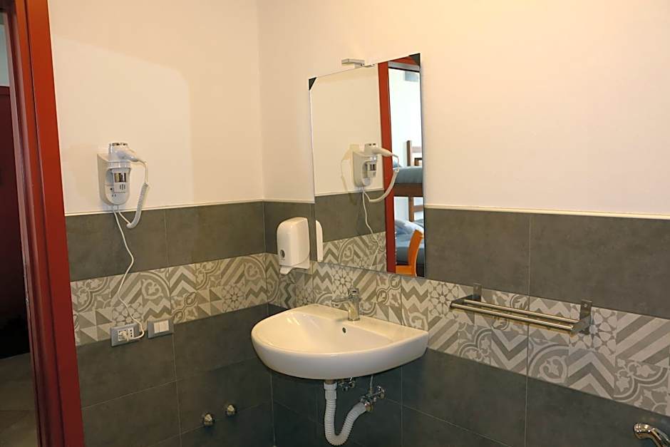 Student's Hostel Parma