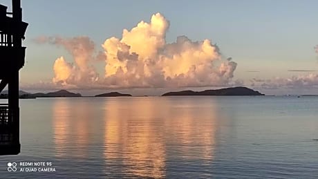 Villa Dalam Laut 580