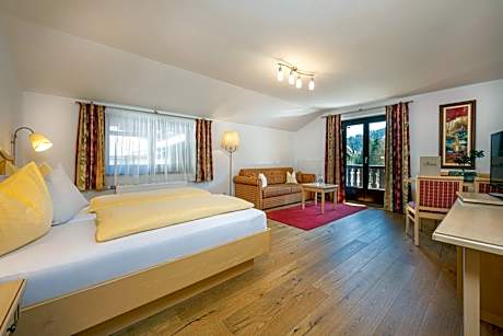 Apartment with Balcony