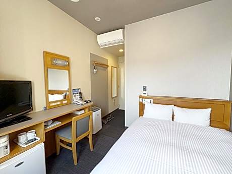 Double Room with Small Double Bed - Smoking - Heated Tobacco Only