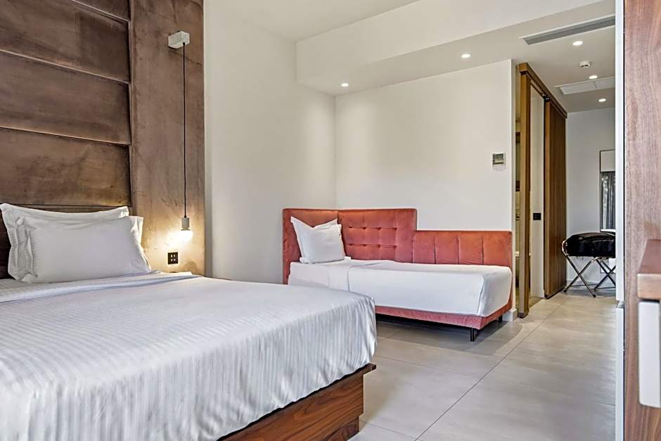 DOM Boutique Hotel