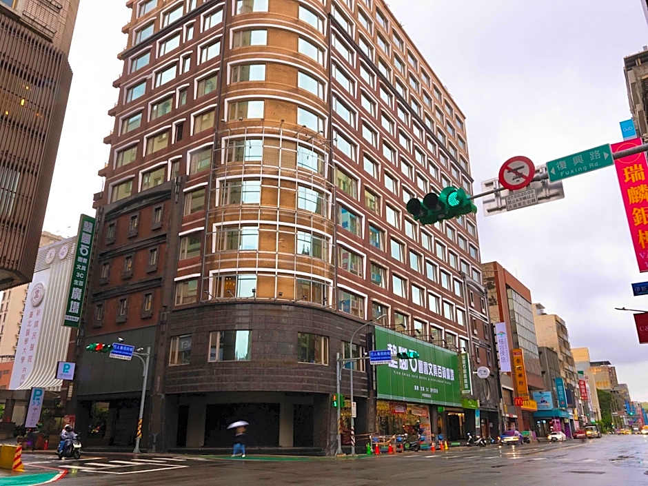 Fullon Poshtel Jhongli