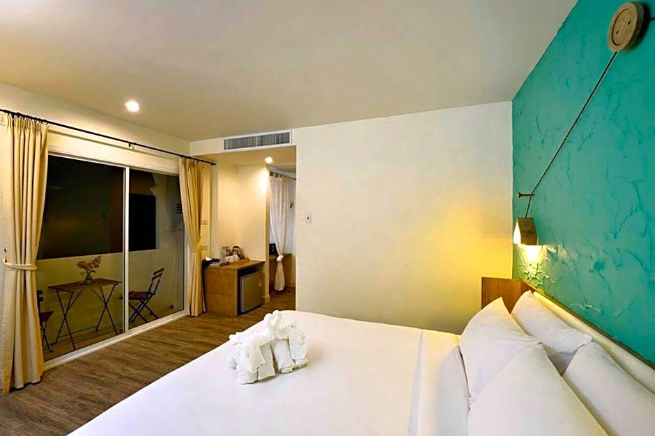 Talay Hotel & Villa