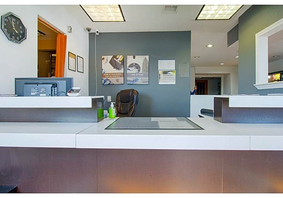 Studio Inn Exten Stay Oklahoma City Airport – Oklahoma City, OK