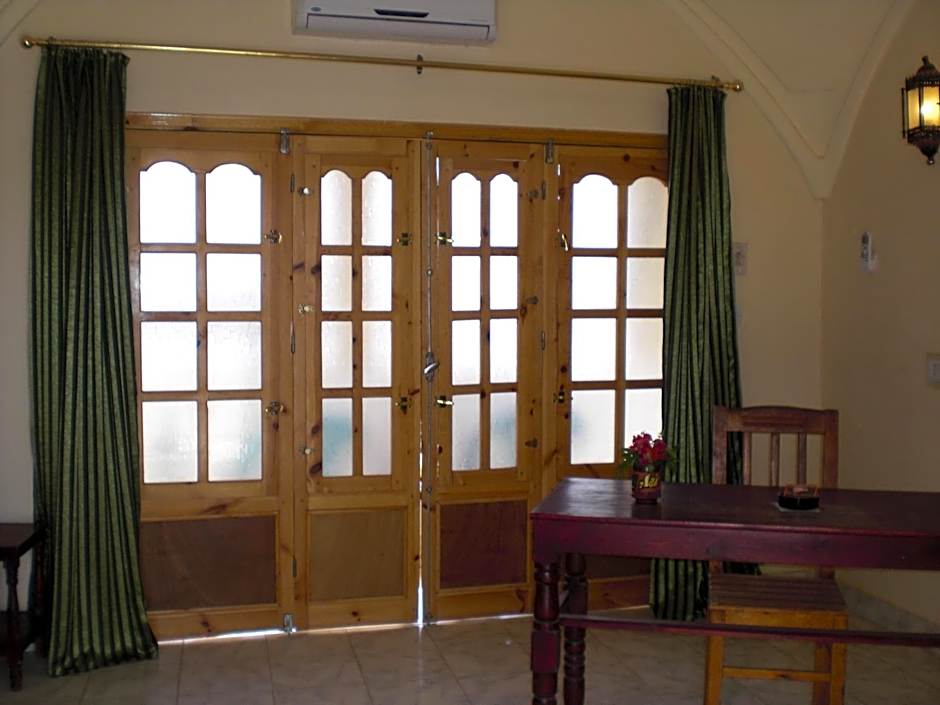 El Fayrouz Hotel
