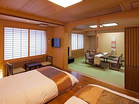 【Silver Japanese Dinner】Modern Twin Room with Tatami Area - Non-Smoking