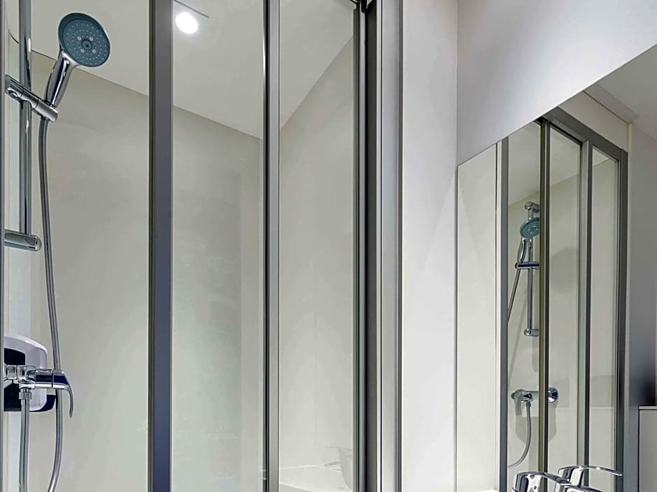 hotelF1 Marseille EST