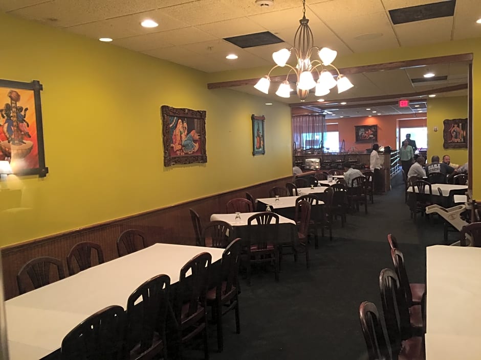 Sawgrass Inn & Conference Center