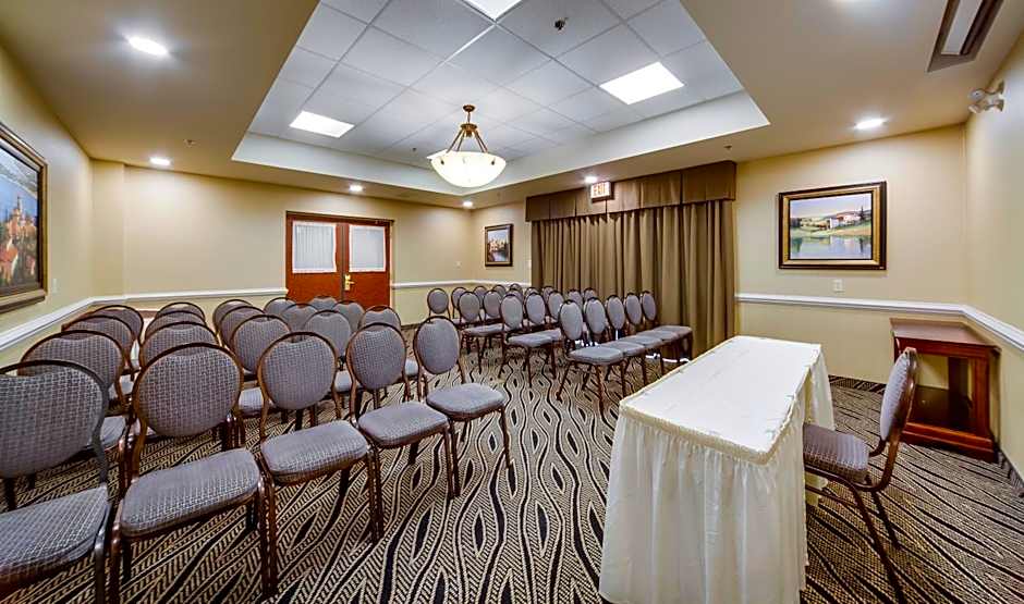 Monte Carlo Inns - Vaughan Suites