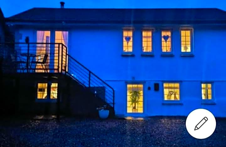 THE BOTHY SUITE BY TEMPLE WOOD