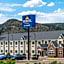 Microtel Inn & Suites by Wyndham Raton