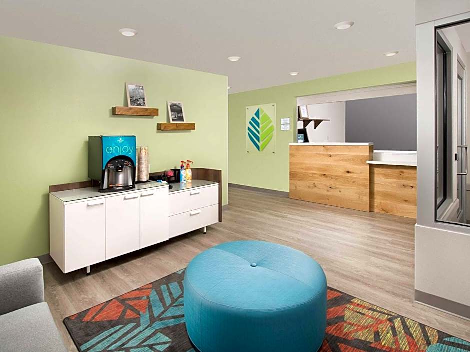 WoodSpring Suites Atlanta Airport