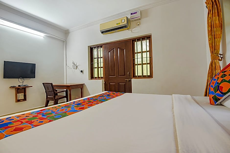 FabExpress Stargaze Beach