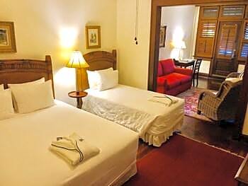 Park Plaza Hotel