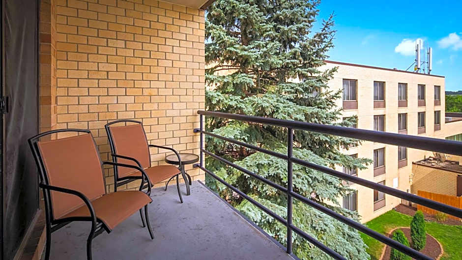 Best Western East Towne Suites