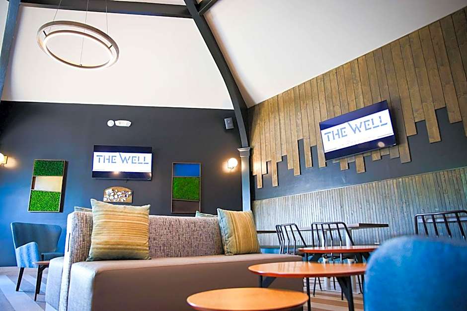 The Inn At Tree City, BW Signature Collection